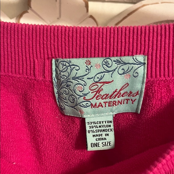 Feathers Maternity Vibrant Pink Leggings - Picture 2 of 6